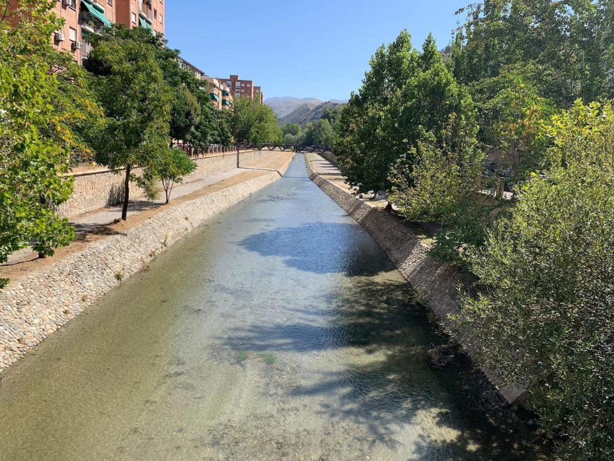 Apartamento En Granada Con Facil Aparcamiento En La Zona Dış mekan fotoğraf